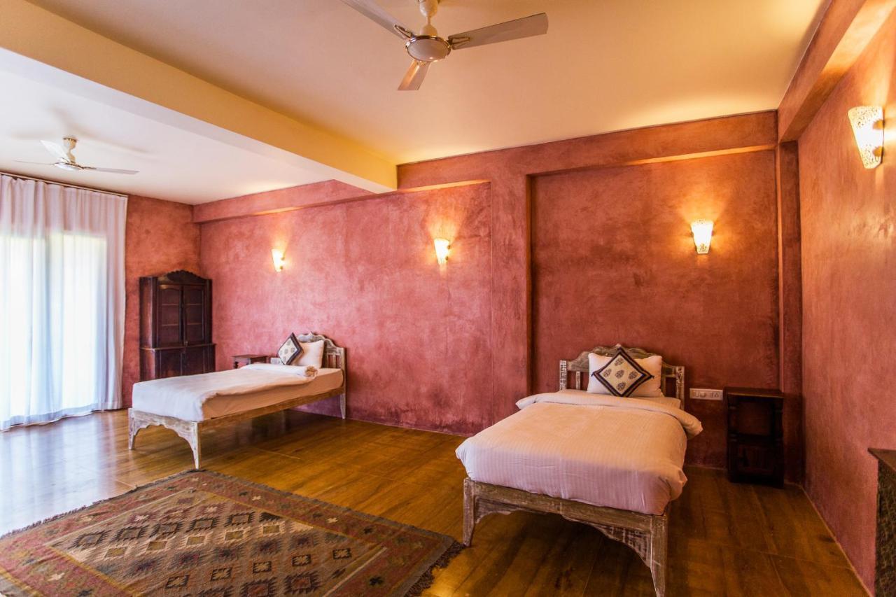 Devarya Wellness Beach Resort Morjim Eksteriør billede