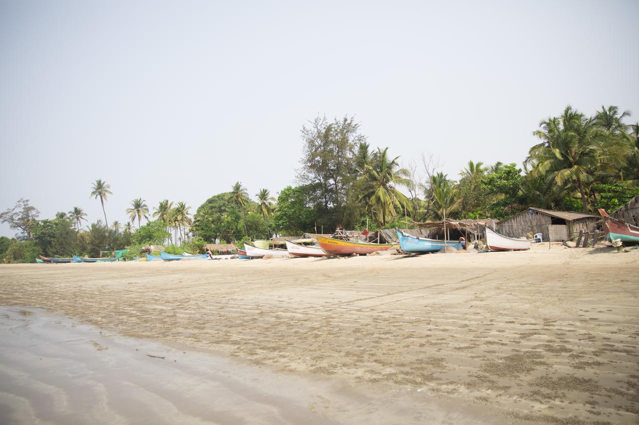 Devarya Wellness Beach Resort Morjim Eksteriør billede