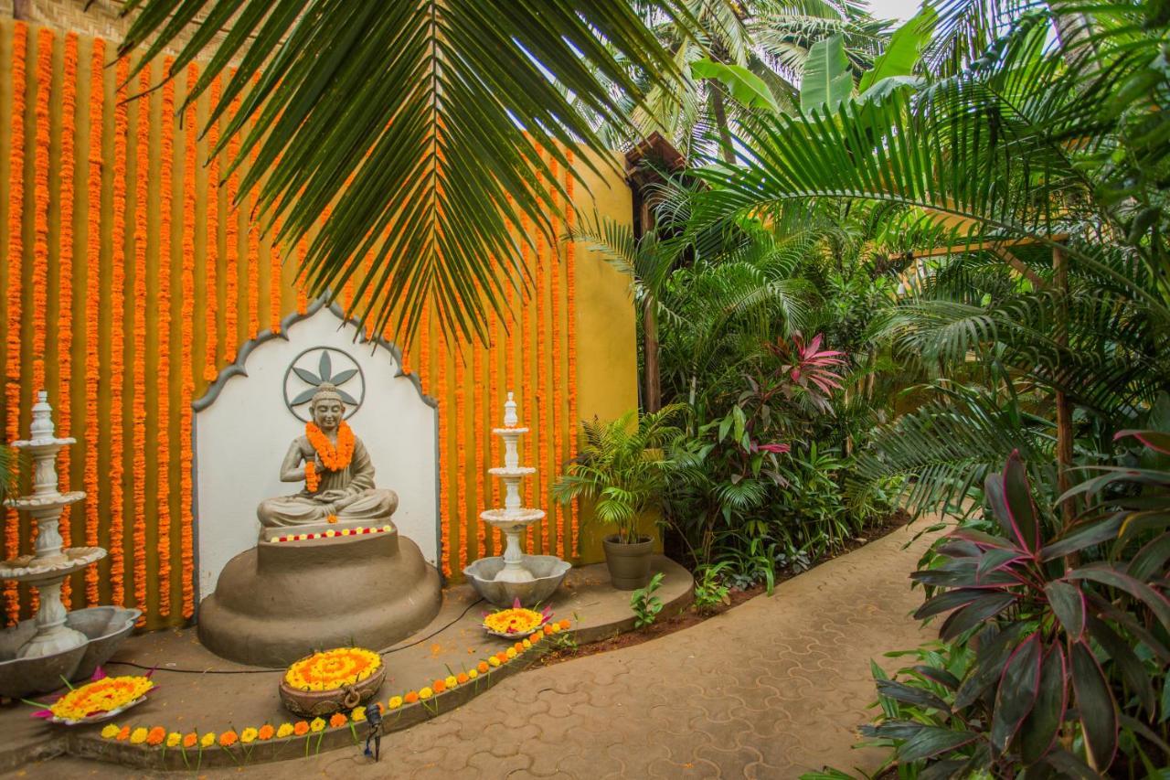 Devarya Wellness Beach Resort Morjim Eksteriør billede
